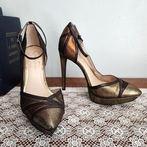 Jessica Simpson Vindie Platform Metallic Heels